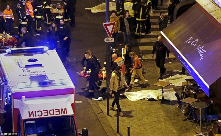« 13 de Novembro: Terror em Paris ». Filme. A noite em que a escuridão tomou a cidade-luz