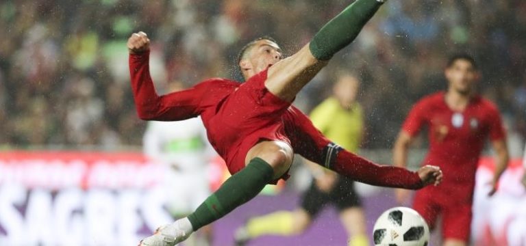 Portugal vence Argélia por 3-0, a oito dias do jogo com a Espanha