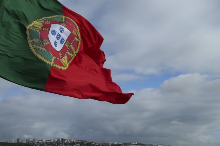 Estrangeiros a viver em Portugal ultrapassam os 500 mil pela primeira vez
