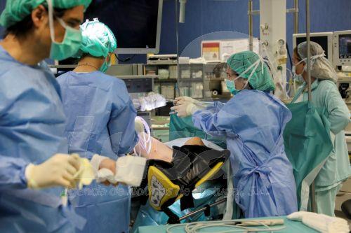 Cirurgia pioneira de remoção de tumores no útero realizada no Porto