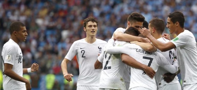 França pela sexta vez nas meias-finais, ao bater Uruguai