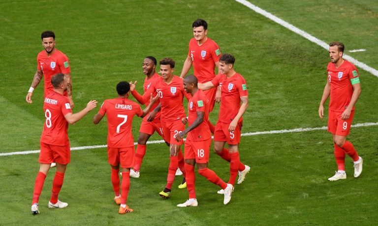Inglaterra vence Suécia e apura-se pela terceira vez para as ‘meias’
