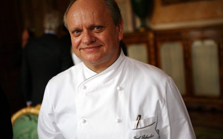 Morreu Joël Robuchon, « um génio » da gastronomia