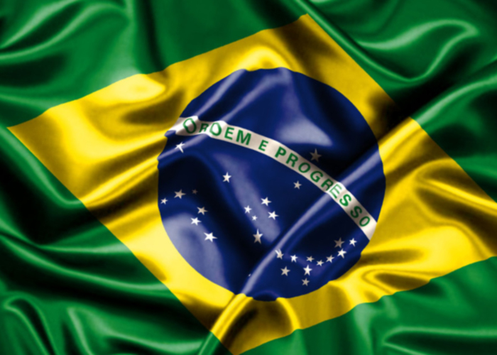 Lula ou Bolsonaro. Brasileiros votam hoje na primeira volta das presidenciais