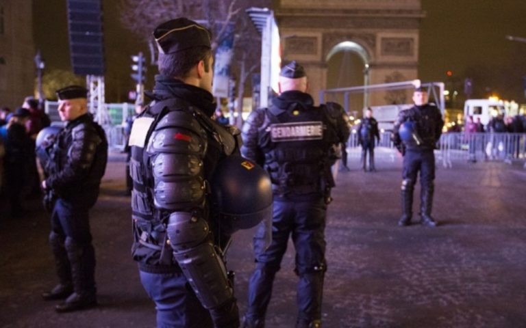 Coletes amarelos: Embaixador em França aconselha os portugueses a serem discretos neste sábado, em Paris