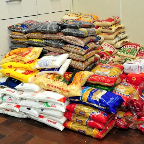 Covid-19: Pedidos de ajuda alimentar sobem e mostram « necessidades envergonhadas »