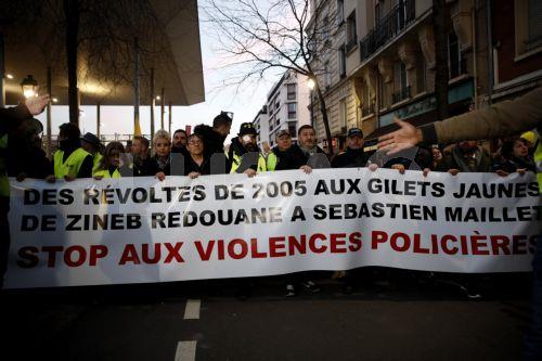 Coletes amarelos. Incidentes em Paris no fim da manifestação deste sábado