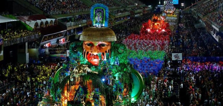 Escola de samba ‘Mangueira’ vence carnaval do Rio de Janeiro