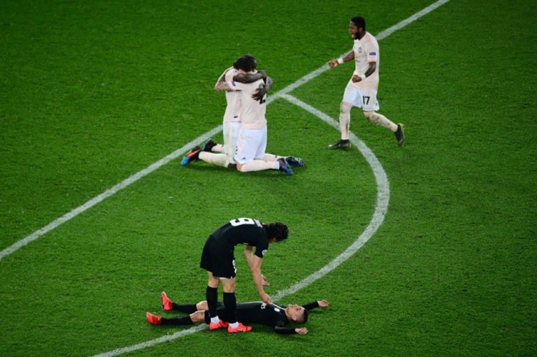 Manchester United ‘vinga-se’ da derrota em Inglaterra e deixa Paris em lágrimas