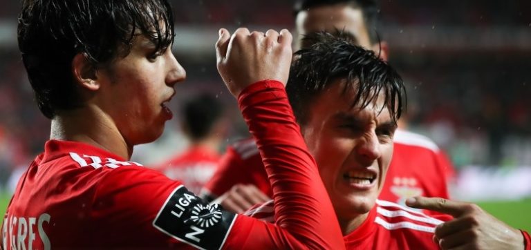 Liga Portuguesa. Benfica goleia Marítimo e fecha 30ª jornada na frente