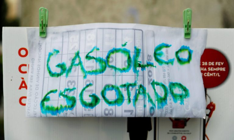 Greve dos camionistas em Portugal. Um Conselho de Ministros eletrónico para responder à crise?