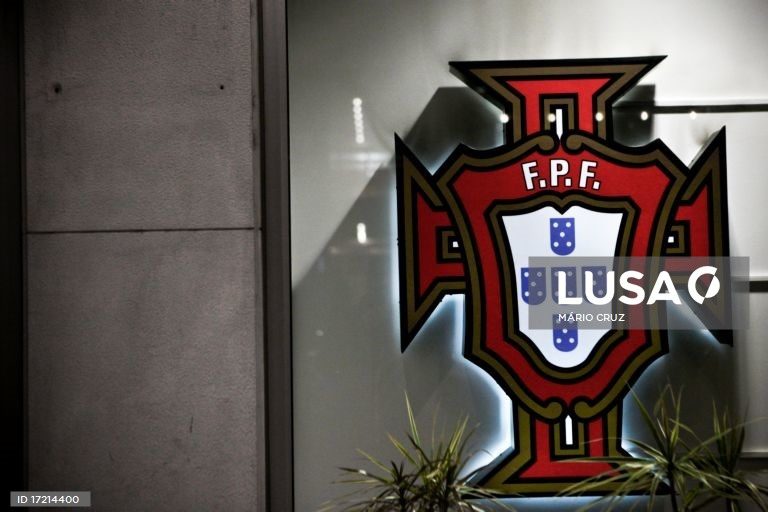 Bilhetes para a final da Taça entre FC Porto e Sporting esgotam na FPF