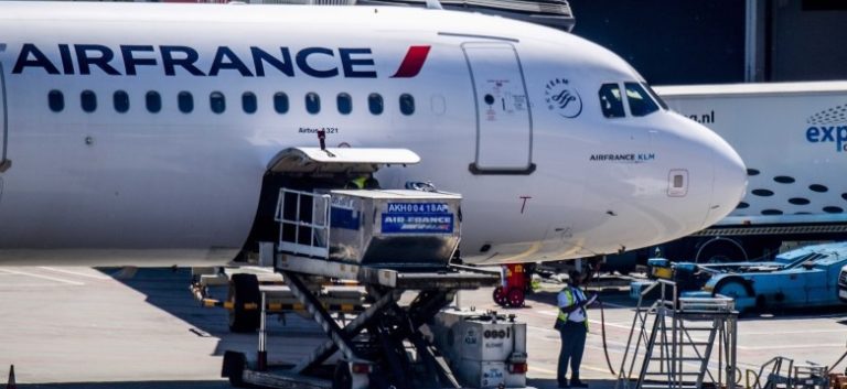 Avião de companhia da Air France aterra de emergência no Porto