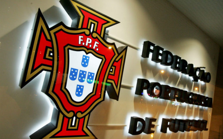 Federação Portuguesa de Futebol suspende Supertaça Cândido de Oliveira