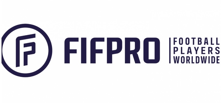 Bernardo Silva e Cancelo com Ronaldo nos candidatos à equipa do ano da FIFpro