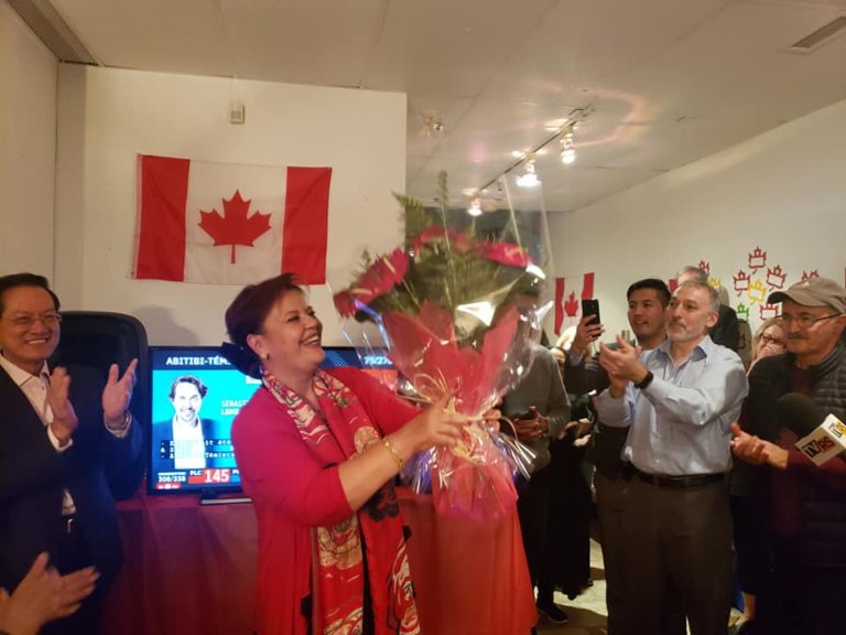 Peter Fonseca e Alexandra Mendes, os dois deputados luso-canadianos, reeleitos no Canadá