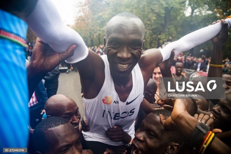 Kipchoge, recordista mundial, correu maratona abaixo de duas horas