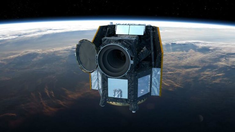 Satélite europeu que vai observar exoplanetas tem portugueses « a bordo »
