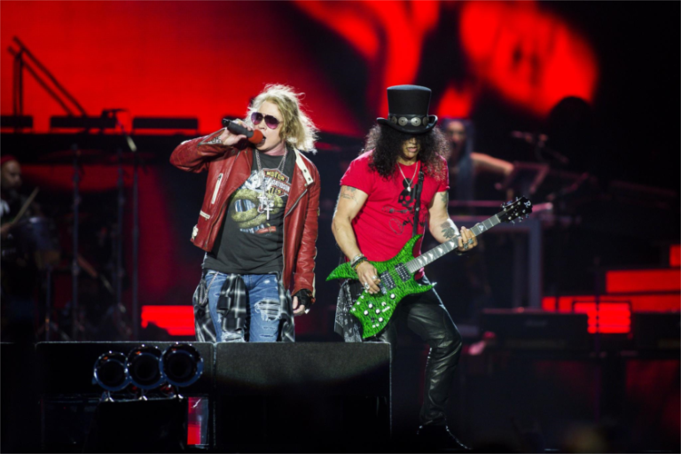 Guns n’Roses iniciam digressão europeia em Oeiras no próximo ano