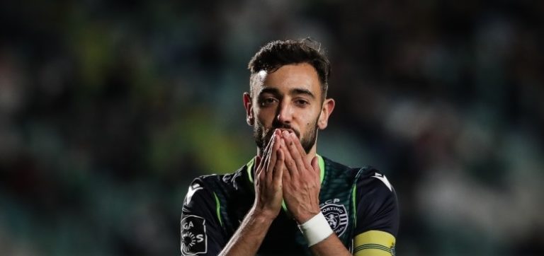 Sporting vence em Setúbal por 3-1, Famalicão passa no Bessa reduzido a 10