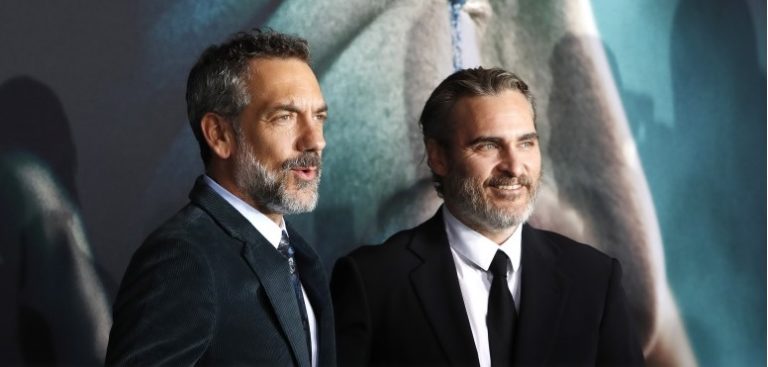“Joker” lidera nomeações aos Óscares com três adversários no encalce