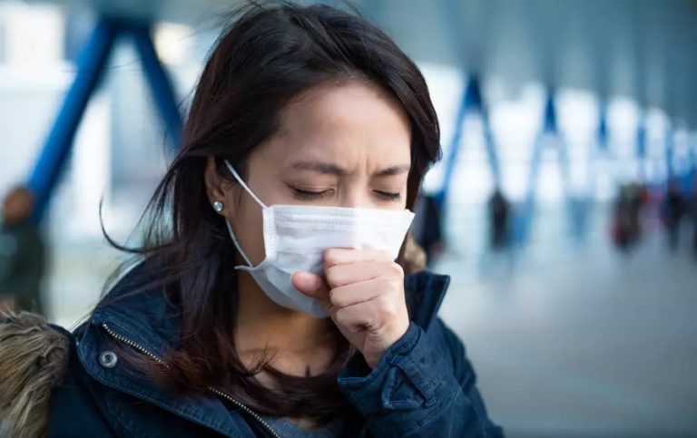 China anuncia nove mortos devido a pneumonia viral, número de casos é superior a 400
