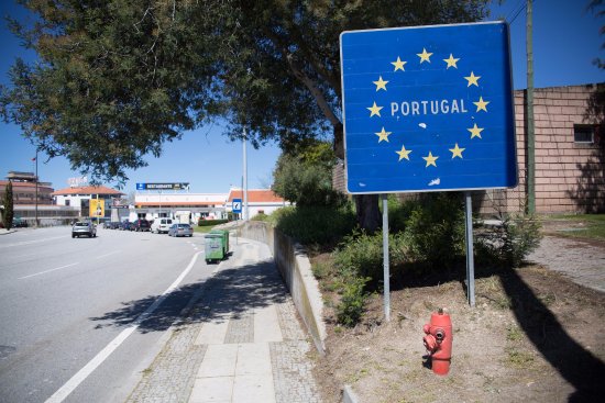 Emigrantes poderão ir a Portugal no verão se restrições do espaço Schengen forem levantadas