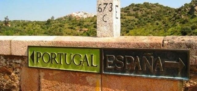 Polémica. Espanha exige teste à covid-19 ou certificado de vacinação para viajantes de Portugal por via terrestre