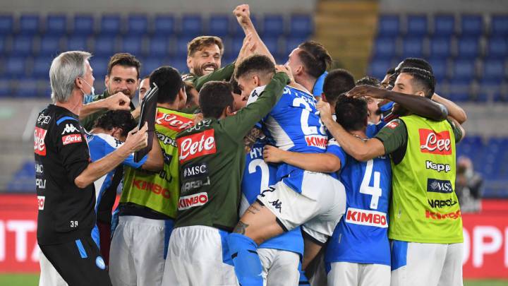 Nápoles bate Juventus nos penáltis e conquista Taça de Itália