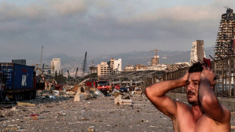Mais de cem mortos e milhares de feridos em Beirute. Cidade ficou num caos. Há muitos desaparecidos. Um português ferido