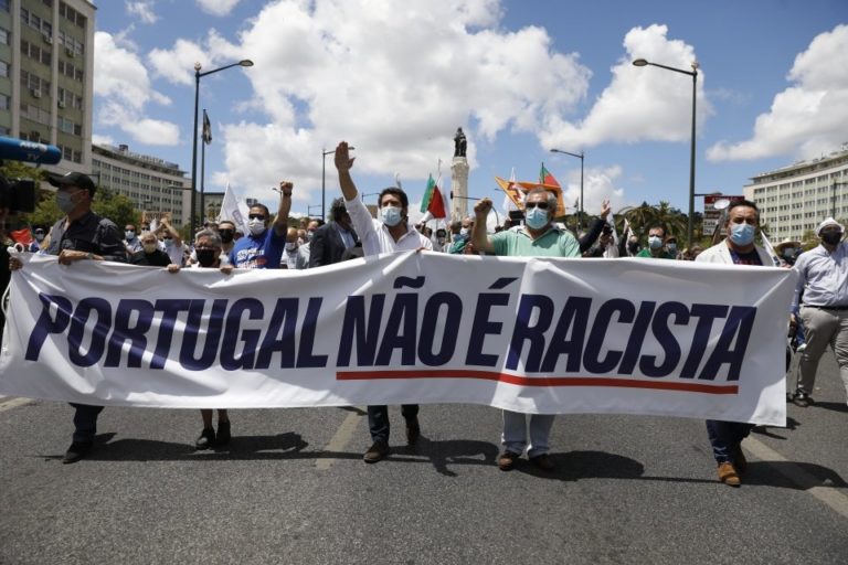 « Chega » nas ruas: « Portugal não é racista »