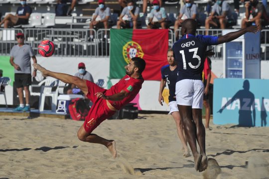 Futebol de Praia/SuperFinal da Liga Europeia. Portugal goleia França por 7-0