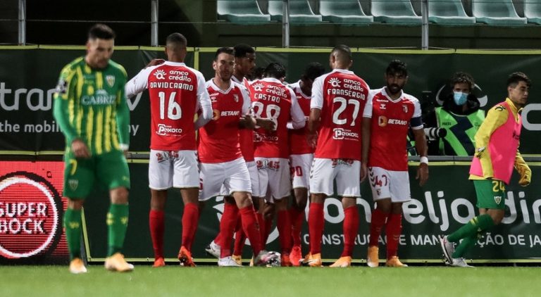 Sporting de Braga estreia-se a vencer com goleada em Tondela
