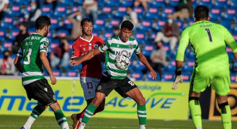 Sporting vence Santa Clara com ‘bis’ de Pedro Gonçalves e sobe a segundo na I Liga