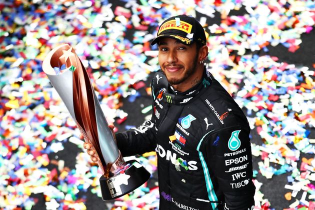 Lewis Hamilton conquista sétimo título mundial de Fórmula 1 e iguala Schumacher
