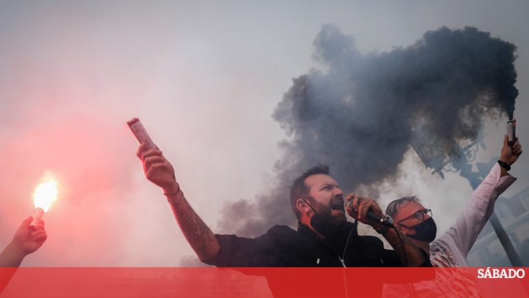 Recolher obrigatório: Manifestações/Portugal. PR Marcelo apela ao fim da violência