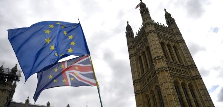 Brexit: União Europeia e Reino Unido chegam a acordo – oficial