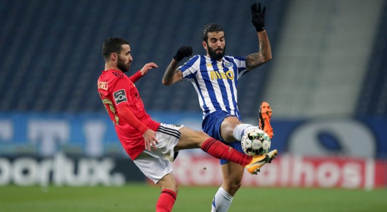 FC Porto e Benfica empatam no ‘clássico’ e continuam a quatro pontos da liderança
