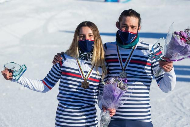 A luso-descendente Julia Pereira de Sousa Mabileau conquista medalha de bronze nos mundiais de Snowboardcross por equipas