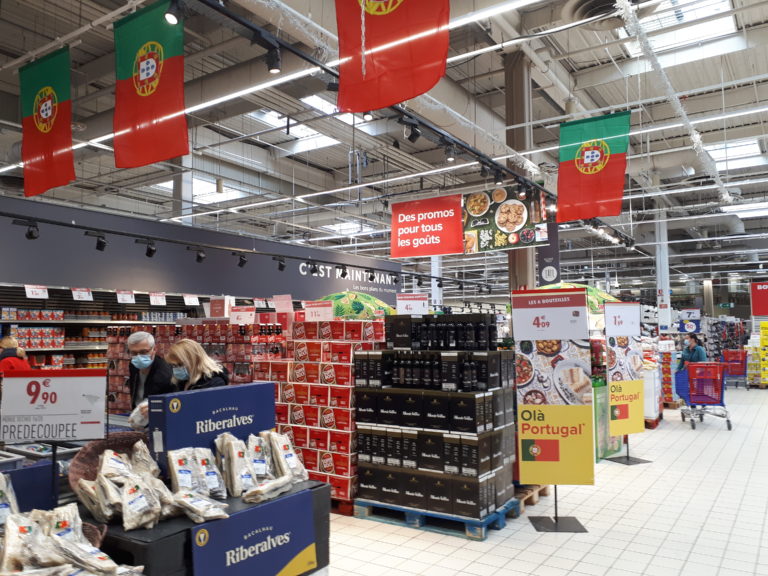 Operação comercial “Olá Portugal” nos hipermercados Carrefour de França