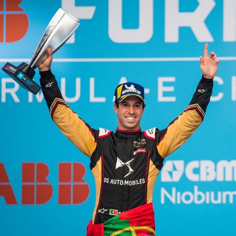 Félix da Costa vence corrida no Mónaco do Mundial de Fórmula E