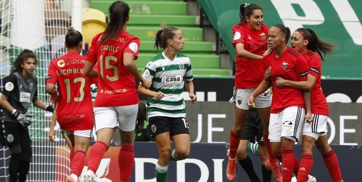Benfica conquista campeonato de futebol feminino pela primeira vez