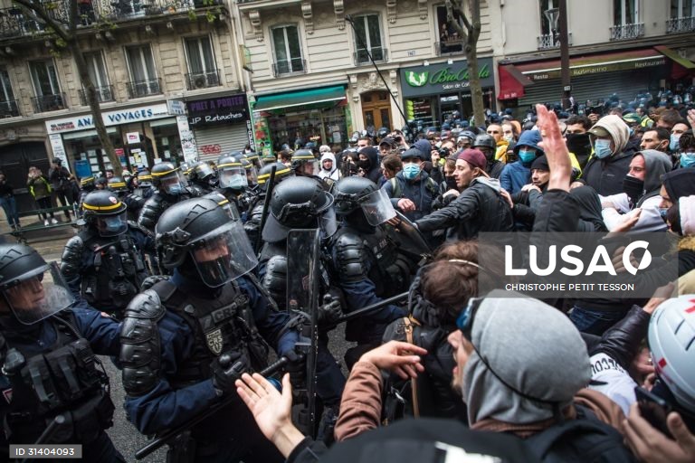 Incidentes marcam 1º de maio em Paris. « Clima social tenso » – sindicatos