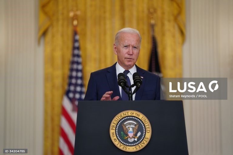 Afeganistão: Joe Biden defende « sucesso extraordinário » de retirada de norte-americanos e aliados