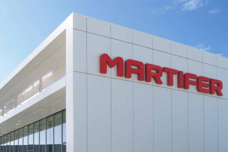 Empresa portuguesa Martifer ganha contrato de 35 milhões no aeroporto de Marselha