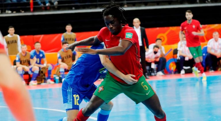 Futsal/Mundial: Portugal vence Cazaquistão e disputa final com a campeã Argentina
