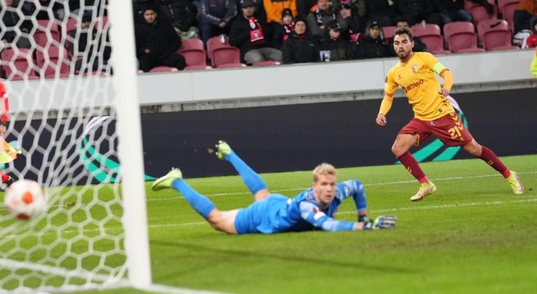 Braga perde com Midtjylland e adia decisão sobre a continuidade na Liga Europa