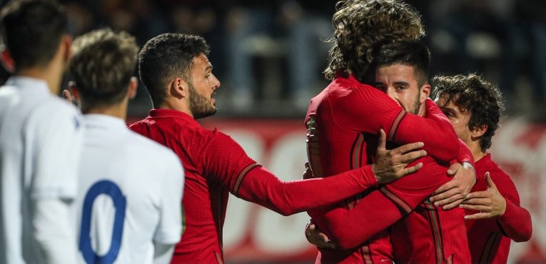 Portugal goleia Chipre e lidera apuramento para Europeu de sub-21