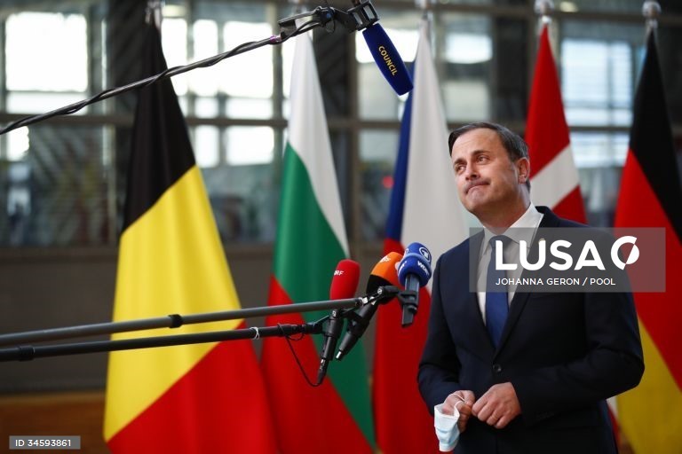 Portugal no visor. PM luxemburguês contesta imposição da apresentação de teste negativo à covid-19 nas fronteiras