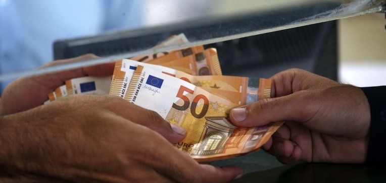 Governo português dá apoio extraordinário de 240 euros a um milhão de famílias que recebem pensões mínimas